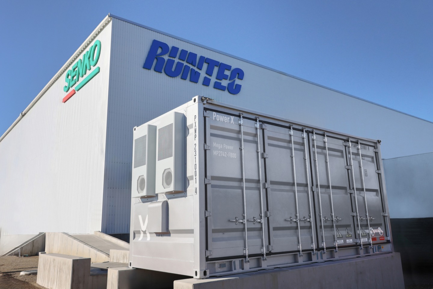 センコーグループホールディングスに定置用蓄電池の出荷第1号機 センコーグループホールディングスに定置用蓄電池の出荷第1号機