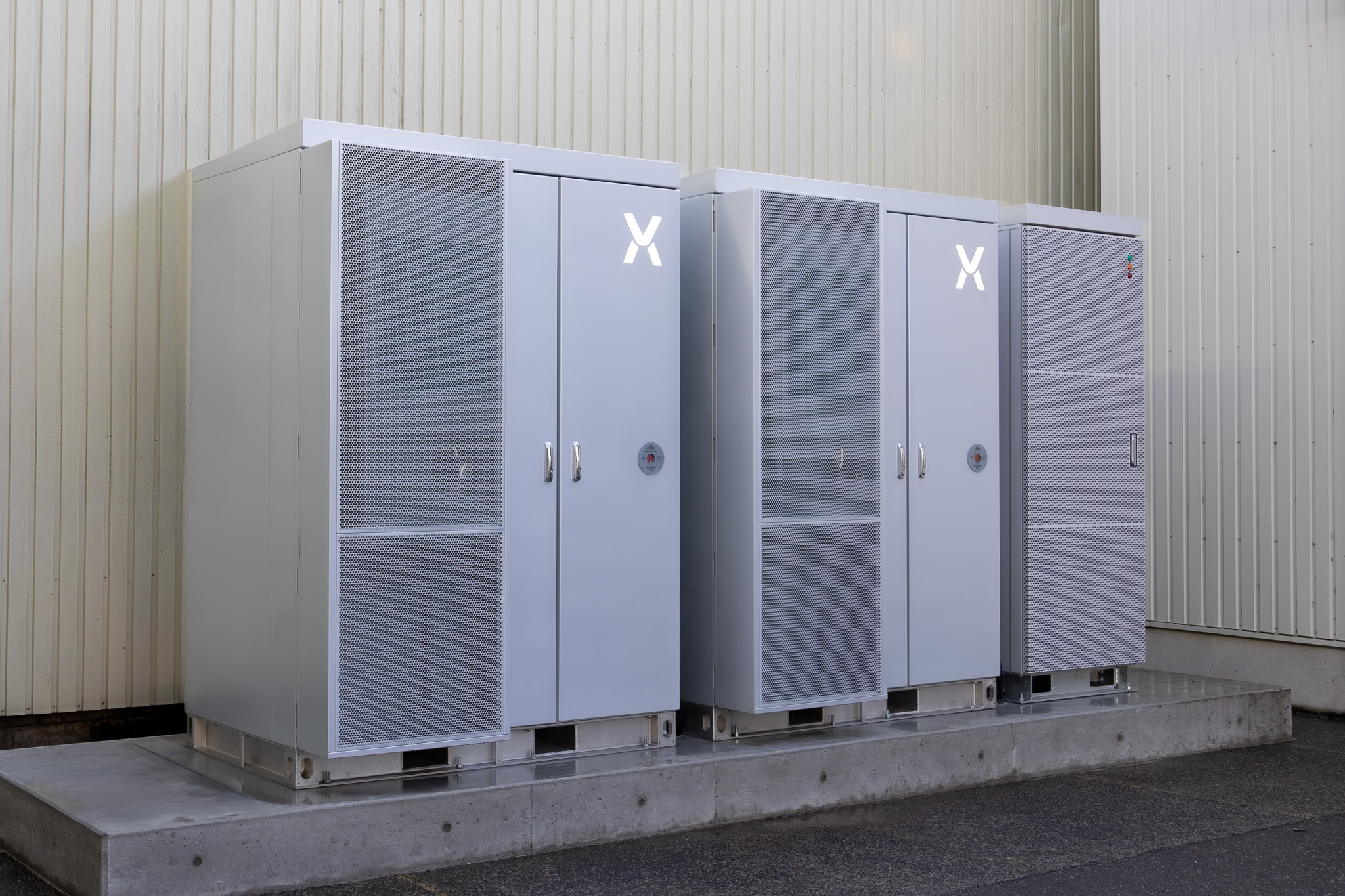 中型蓄電池「PowerX Cube 360」を初納入 - Newsroom - 株式会社パワー